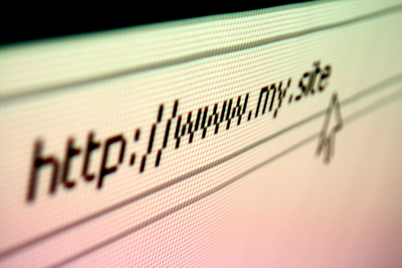 Por que devo registrar domínio próprio para meu blog