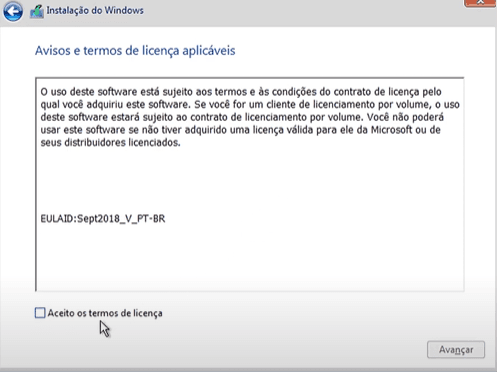 Termos de licença na instalação do Windows Server