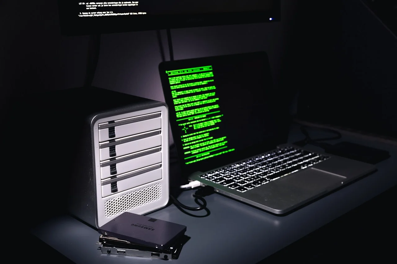 CloudLinux segurança WordPress servidor Linux terminal protegido